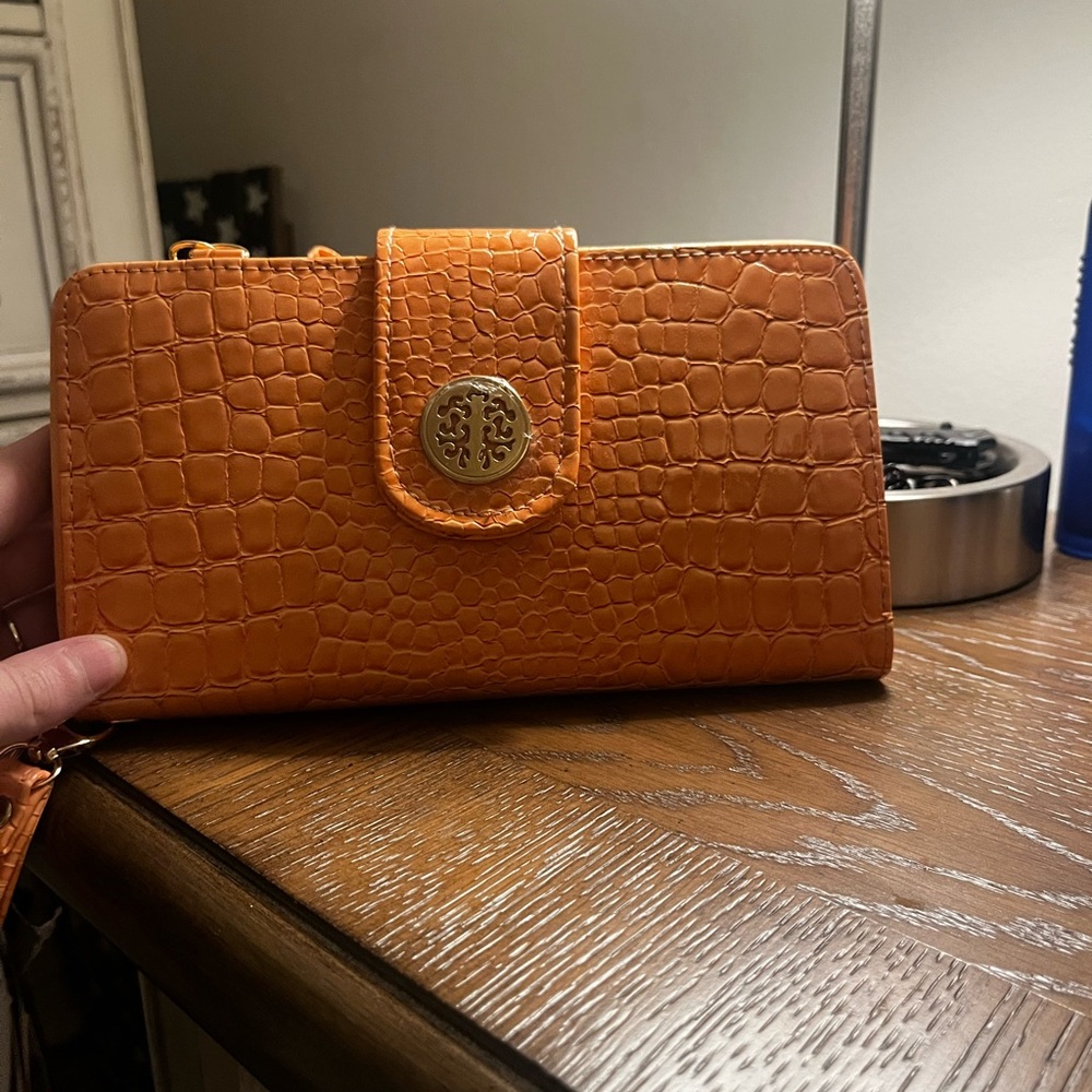 Wallet! - Picture 1 of 15